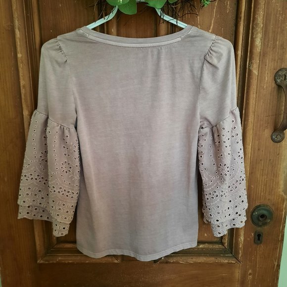 American Eagle Soft & Sexy Layered Bell Sleeve Top VNeck Top Womens Size XSmall - Picture 4 of 8